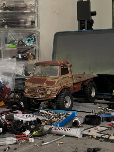 Bought this body from @24rc_crawlaholics & built it this past weekend. @wt_micro wheels/tires/body kit.