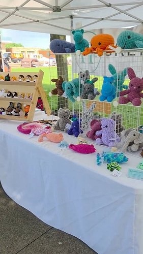 It's a beautiful day for a market! I'm here until 4!
@theoffmarket @summitparkblueash 

#shoptheoff #shoplocal #shopsmall #ci...