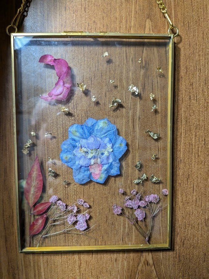 Ghastly In Lavender - Dried Pressed Florals On Glass product image (1)