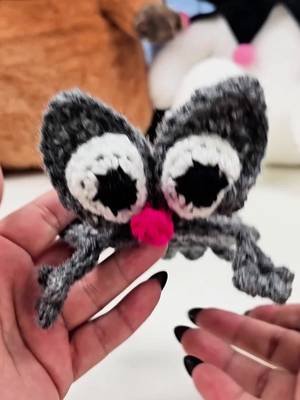 An easy evening project designed for beginners practicing simple shaping and assembly. #craftinghappiness #crochet #beginnercrochet #easycrochet #crochetpattern