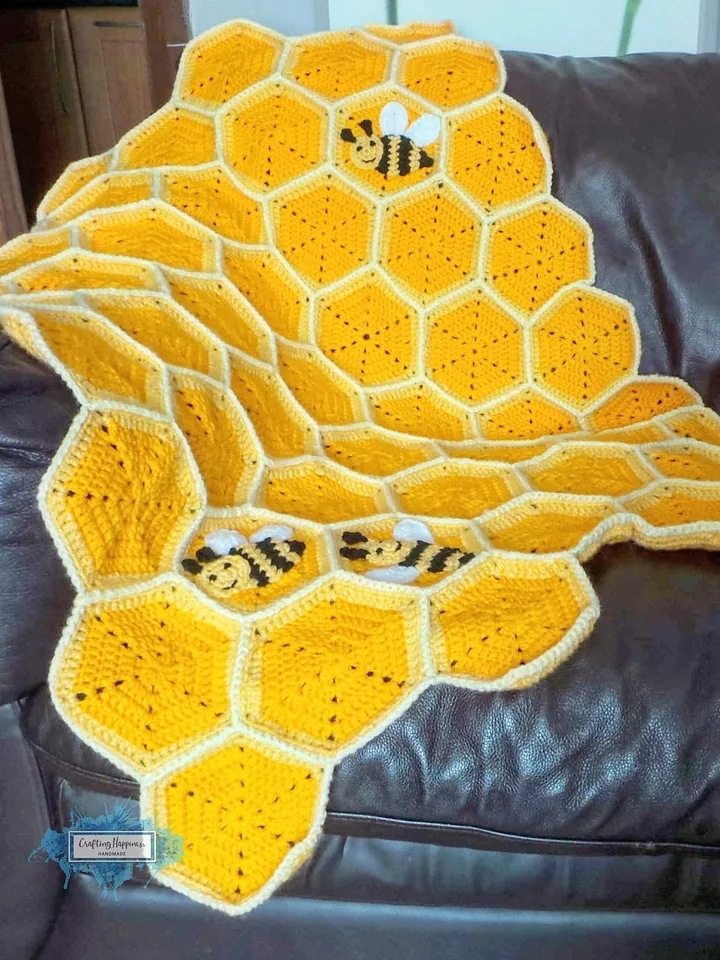 Bee Happy Honeycomb Crochet Blanket Pattern | Baby Lapghan (PDF Pattern) product image (1)