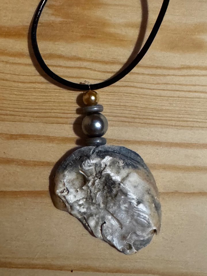 Handmade Seashell Necklace product image (1)
