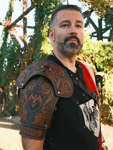 Leather shoulder pauldron I made for @gassy_mexican just in time for TRF ❤️‍🔥 I’m starting to trust that I can smash a projec...