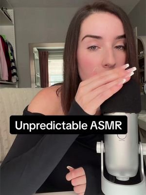 Happy hump day and hbd to meee #asmr #asmrtingles #inaudiblewhisper #relaxingasmr #asmrforsleep 