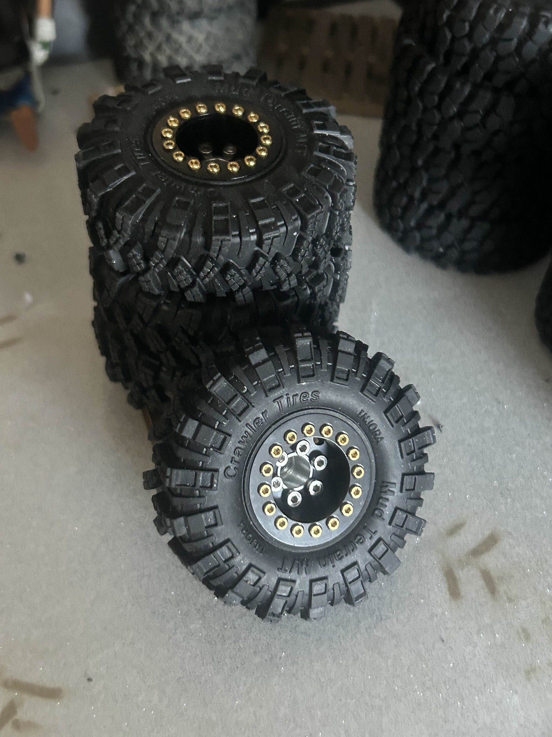 Mofo wheels / injora tires product image (1)