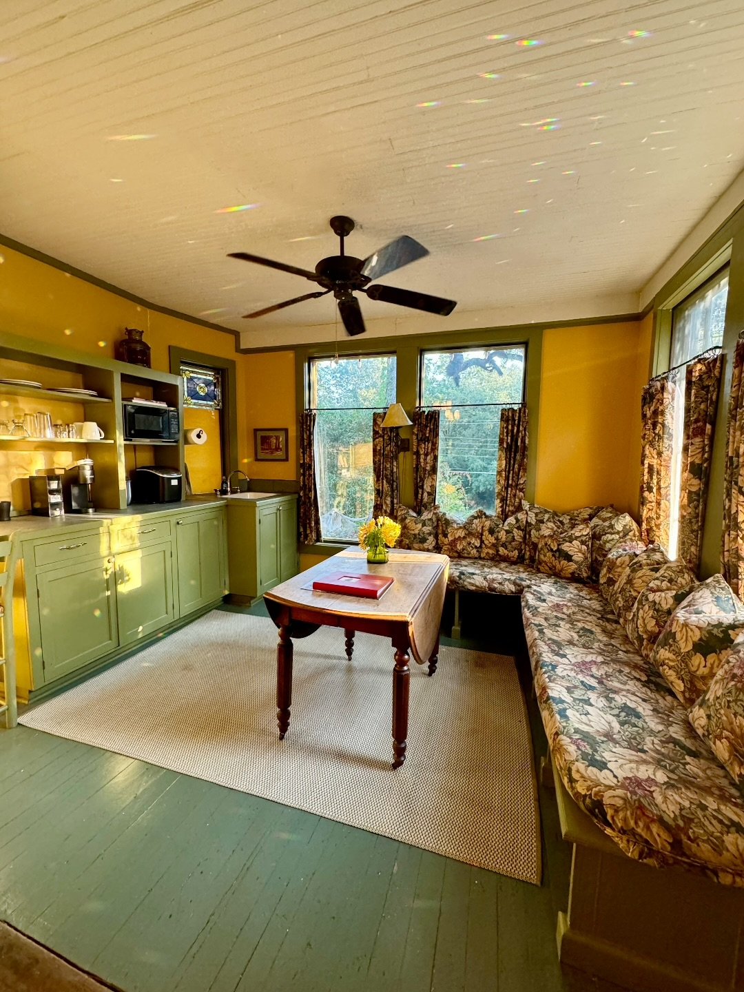 The Shadetree Inn Retreat - Sunporch - Deposit product image (3)