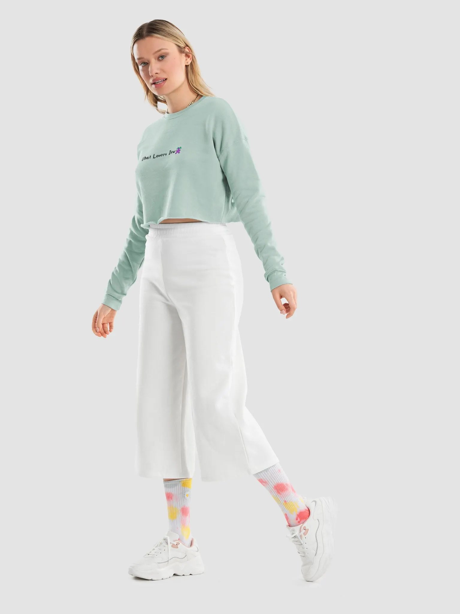 What Lovers Dew - Cropped Long Sleeve product image (12)