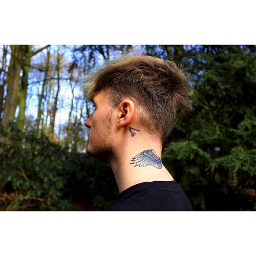 Da schon länger kein Bild mehr kam. Hier hab'n Sie jetzt wieder was, um die Augen bluten zu lassen. 🚑🌚

.
.
.
.
.
.
#tattoo #...