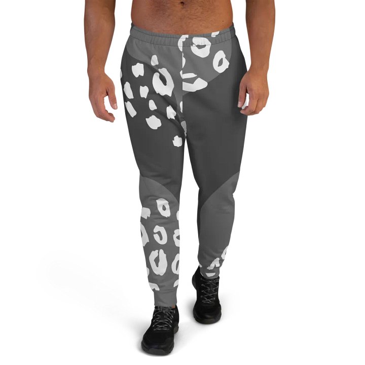 Grey Wilderness Camo Men's Joggers product image (2)