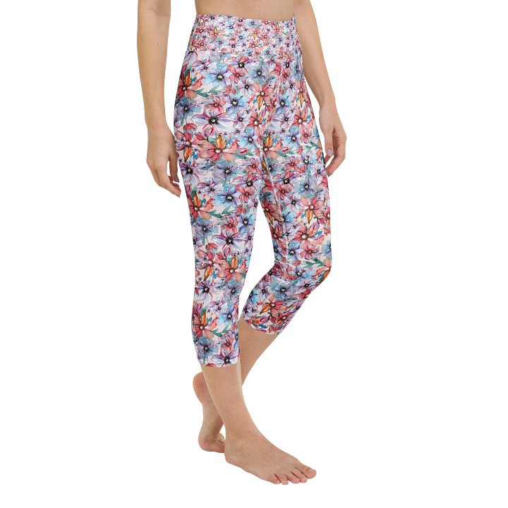 Flower Garden Capri Leggings product image (2)