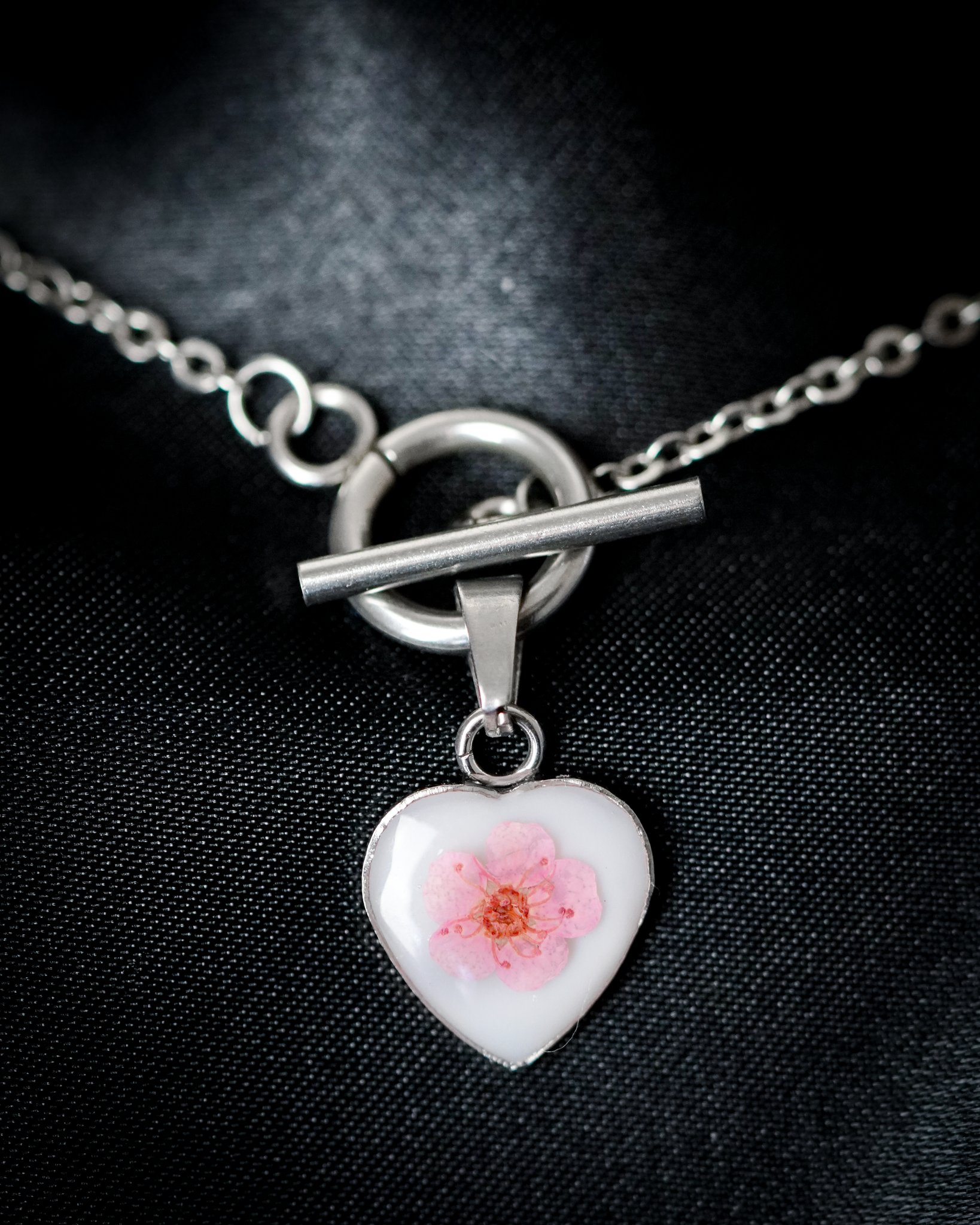 Pink Forget-Me-Not Heart Necklace product image (1)