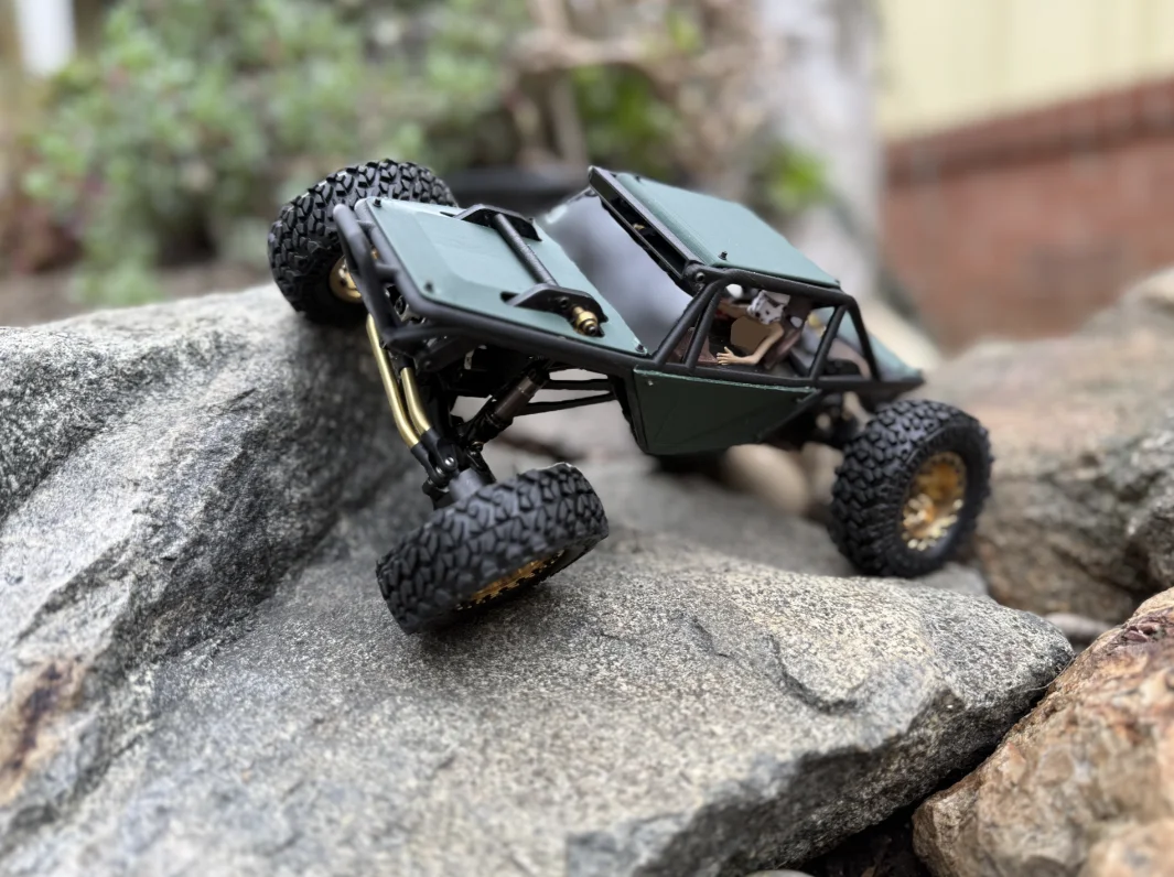 SCX24 LCG 10-Degree Skid Angle Tube Chassis product image (1)