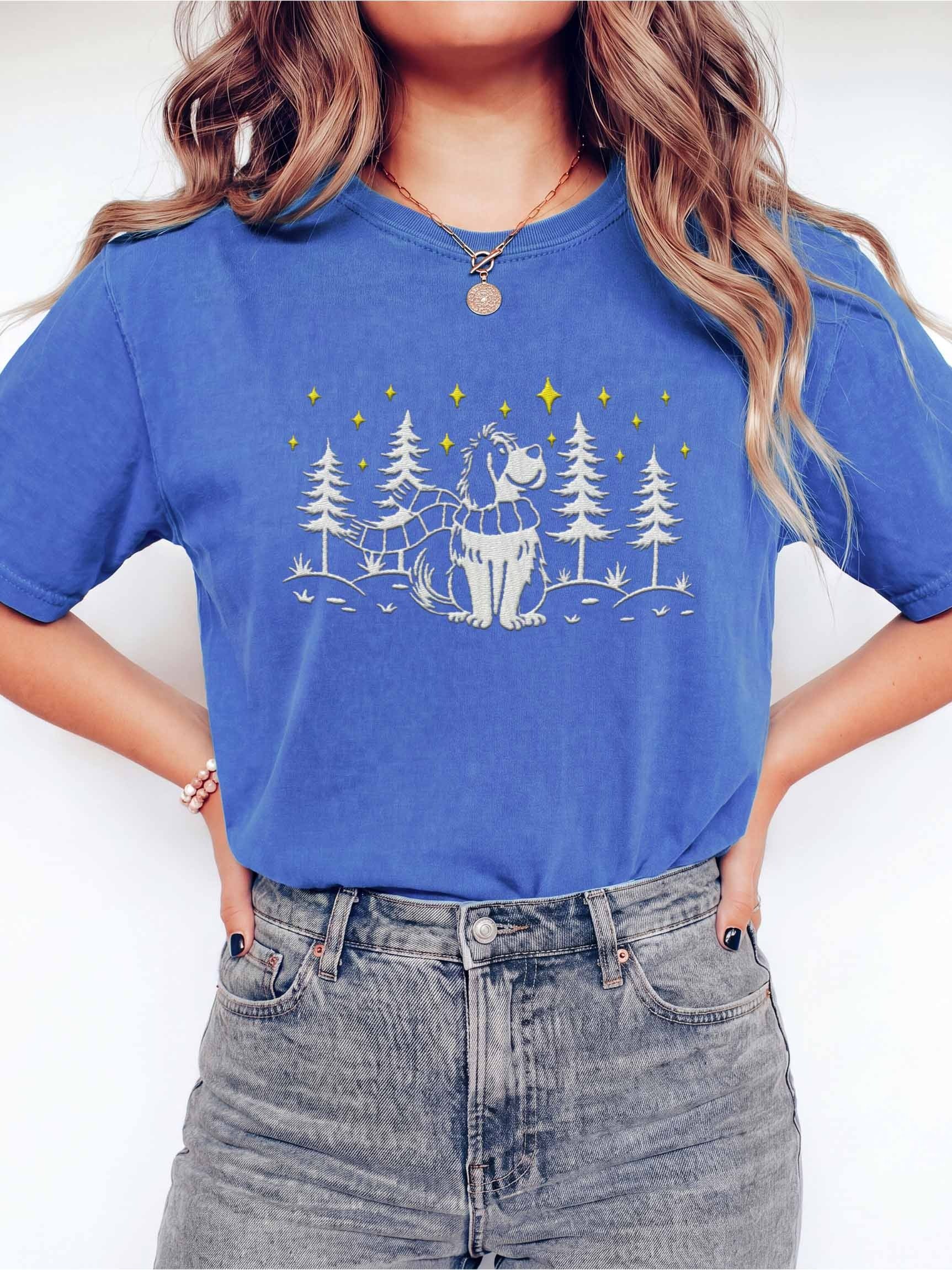 Saint Bernard Winter/Christmas Line Art Design Embroidered T-Shirt product image (2)