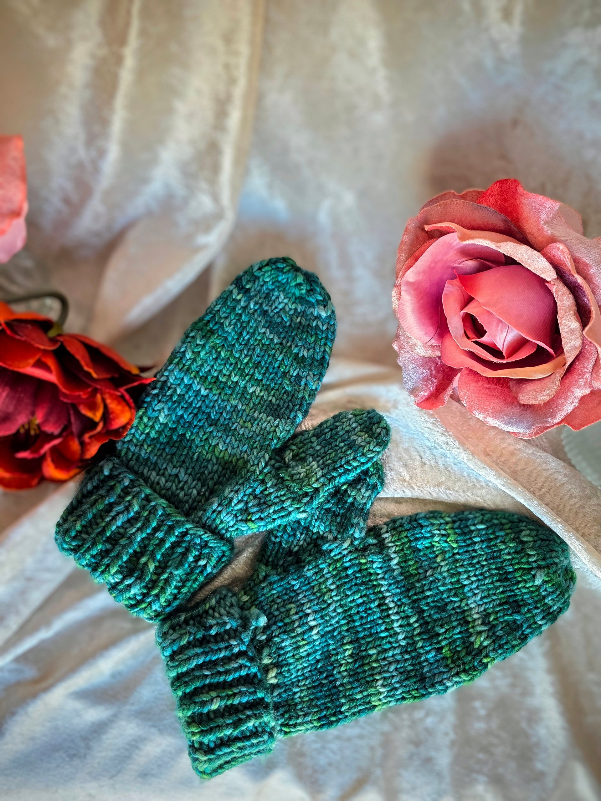 Custom Knit Chunky Mittens product image (1)