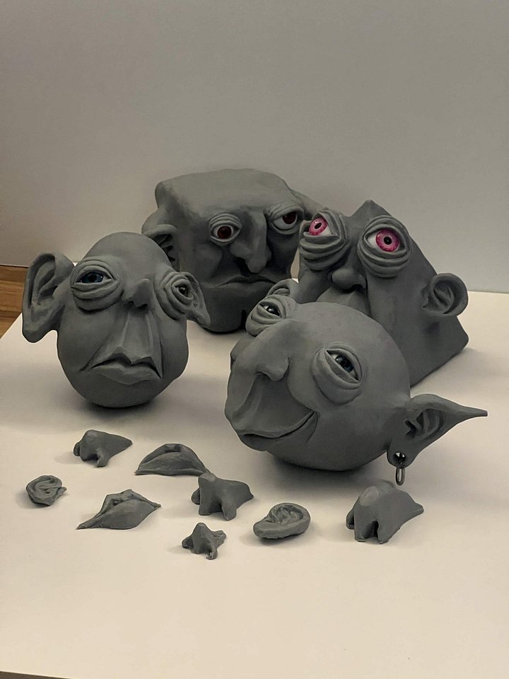 Random Shrunken Heads Sculpture product image (2)