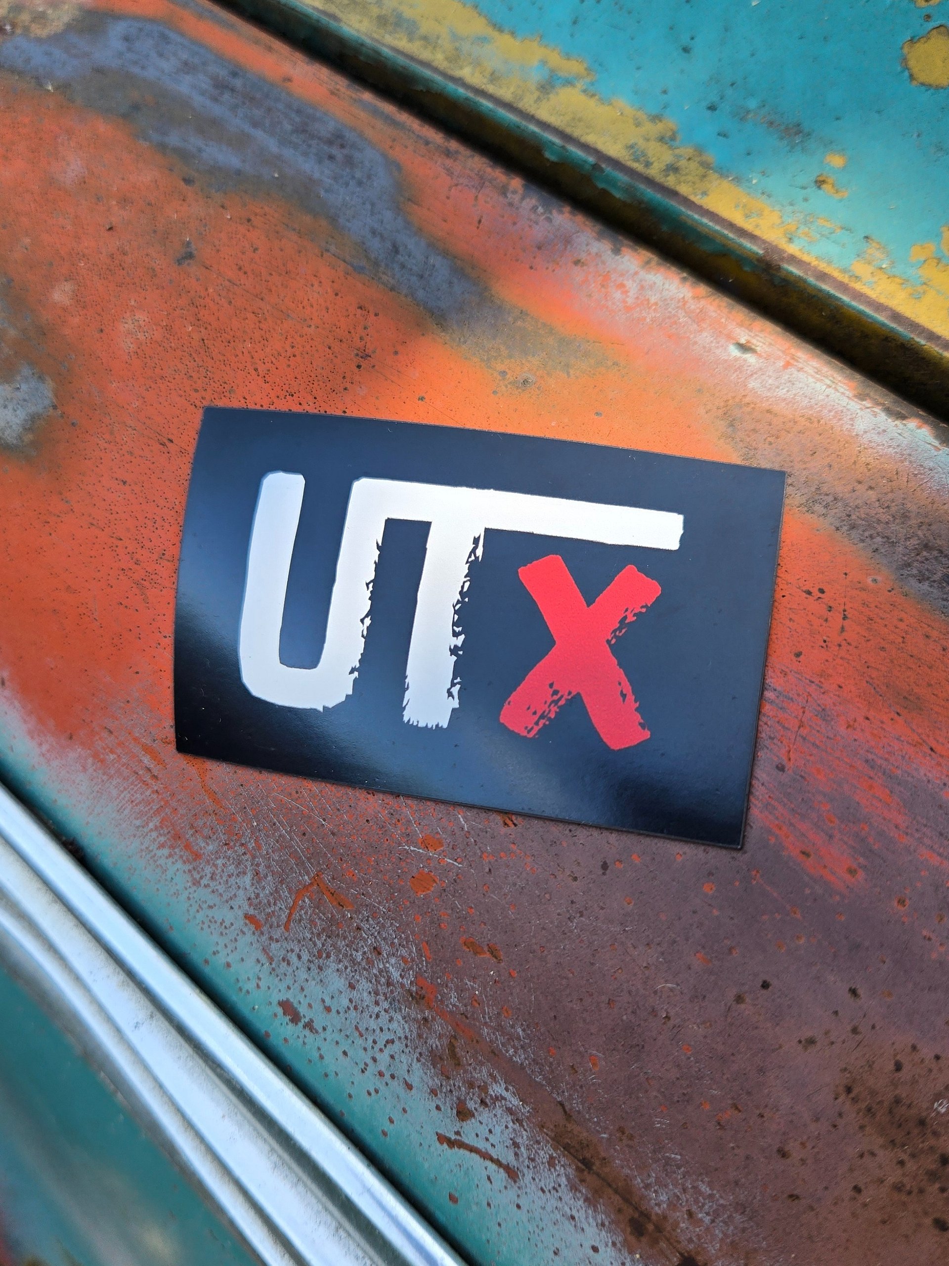 UTX Magnet product image (1)