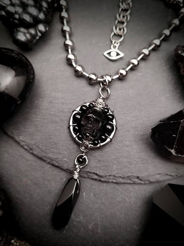 Last minute creation for this weekend's @odditiesandcuriositiesexpo in San Jose. Hope to see you there! ~X~