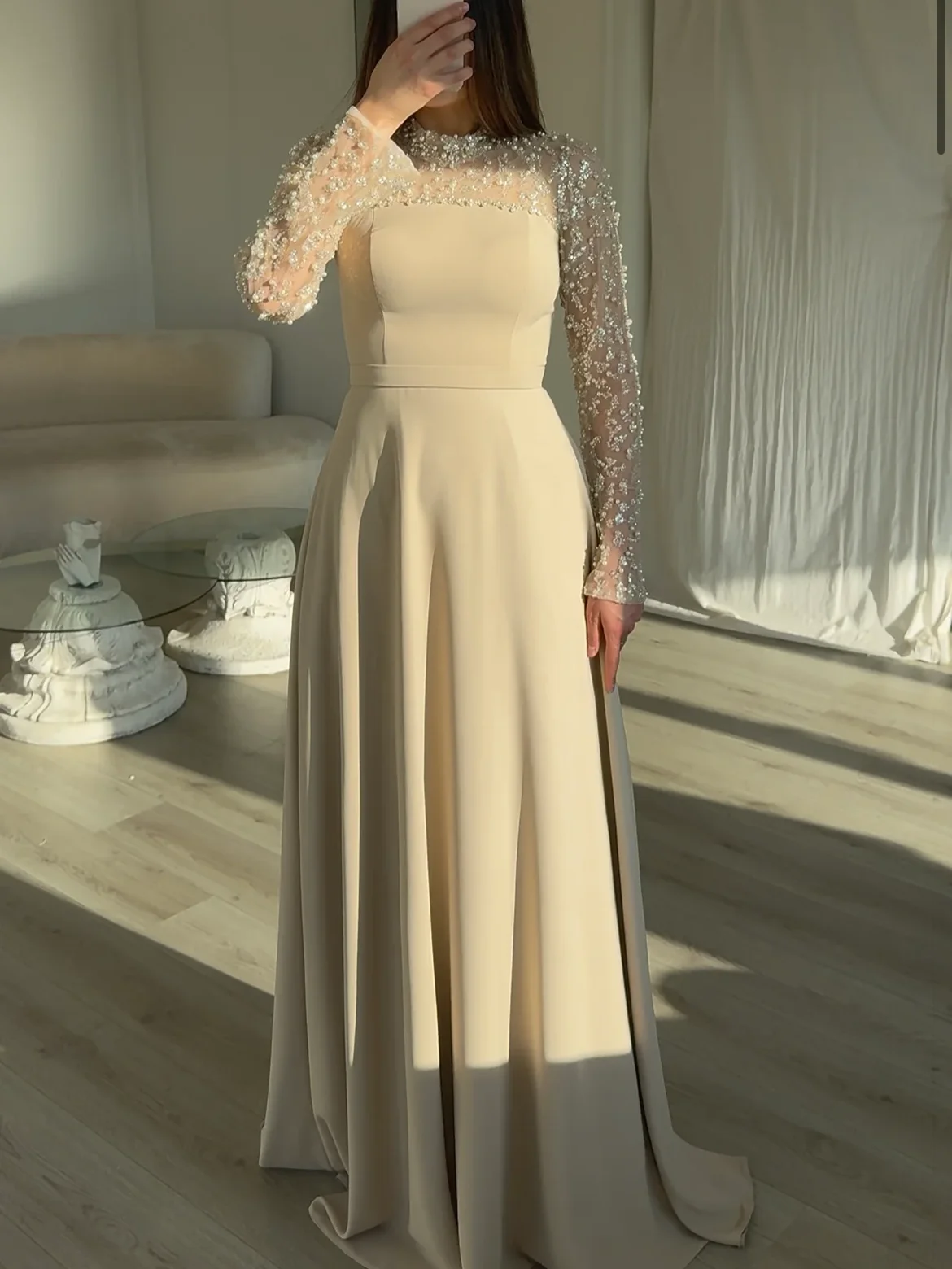 Luxury dress product image (1)