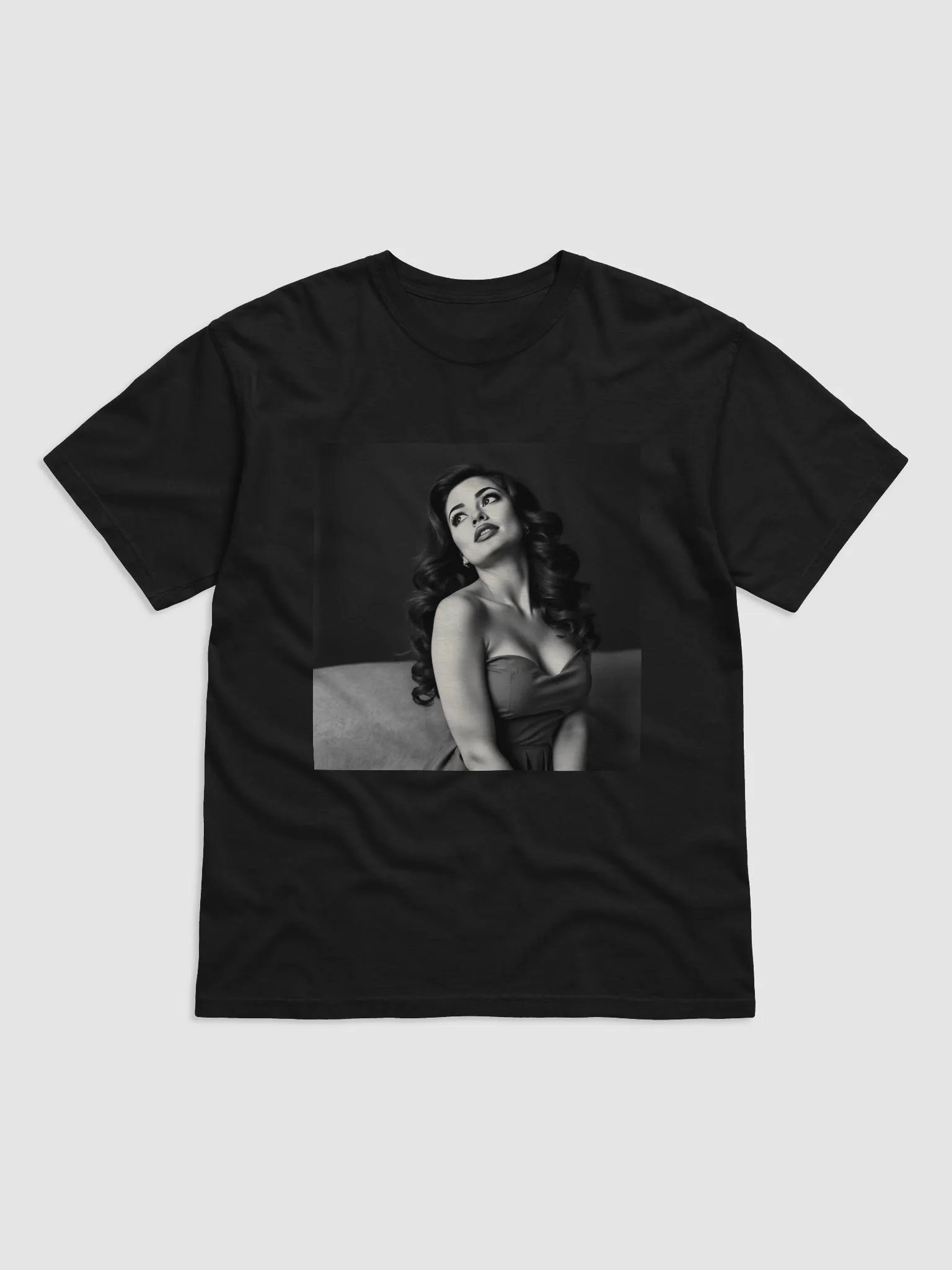 Isabella T-shirt - Pinup T-shirt - Graphic T-shirt product image (1)