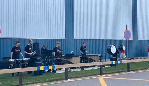 Nu på lördag 13 september spelar vi på Södra Änggårdsloppet. Kom gärna förbi och lyssna på några svängiga låtar. Vi spelar me...
