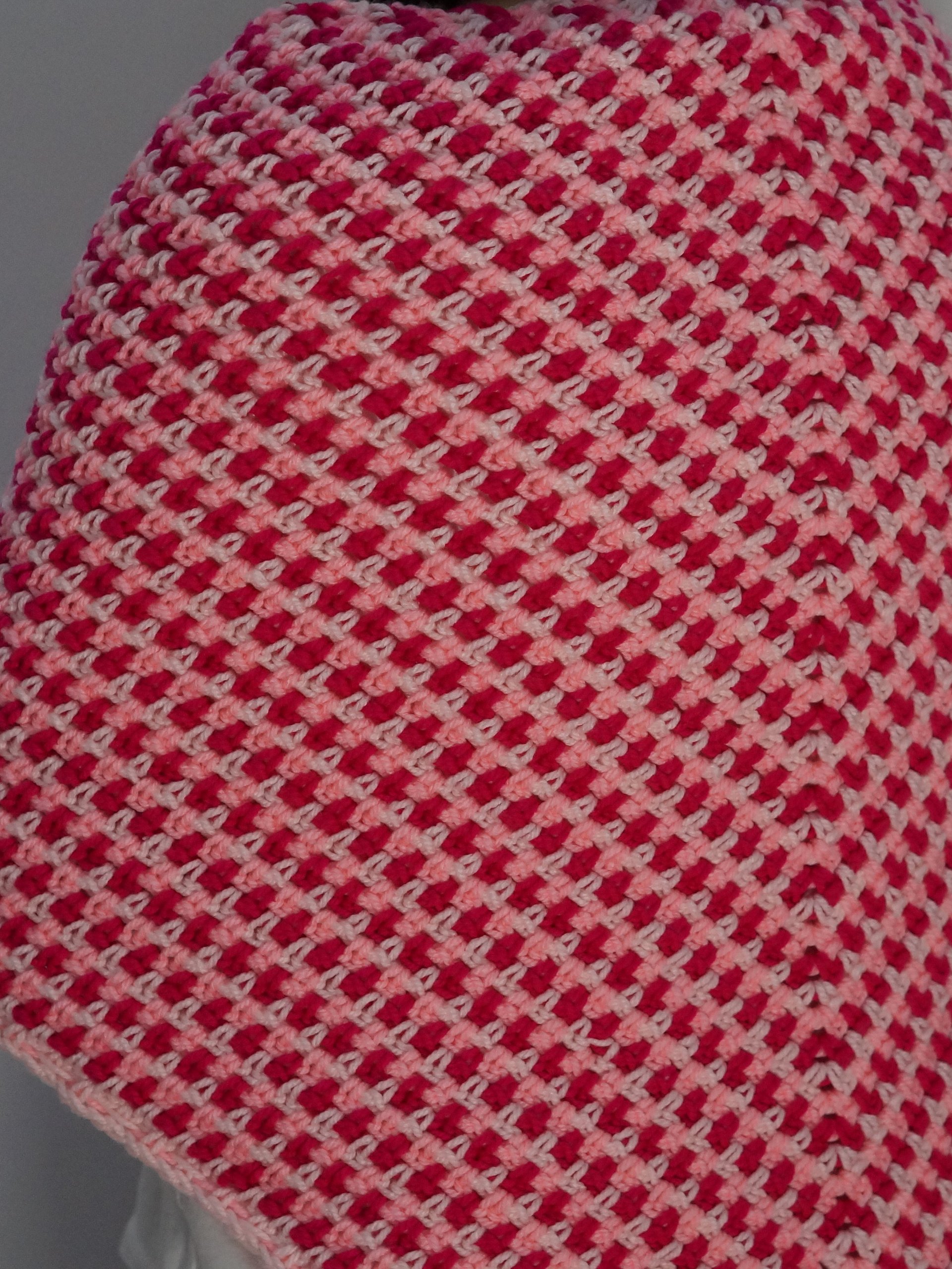 Triangular moss stitch shawl crochet pattern product image (1)