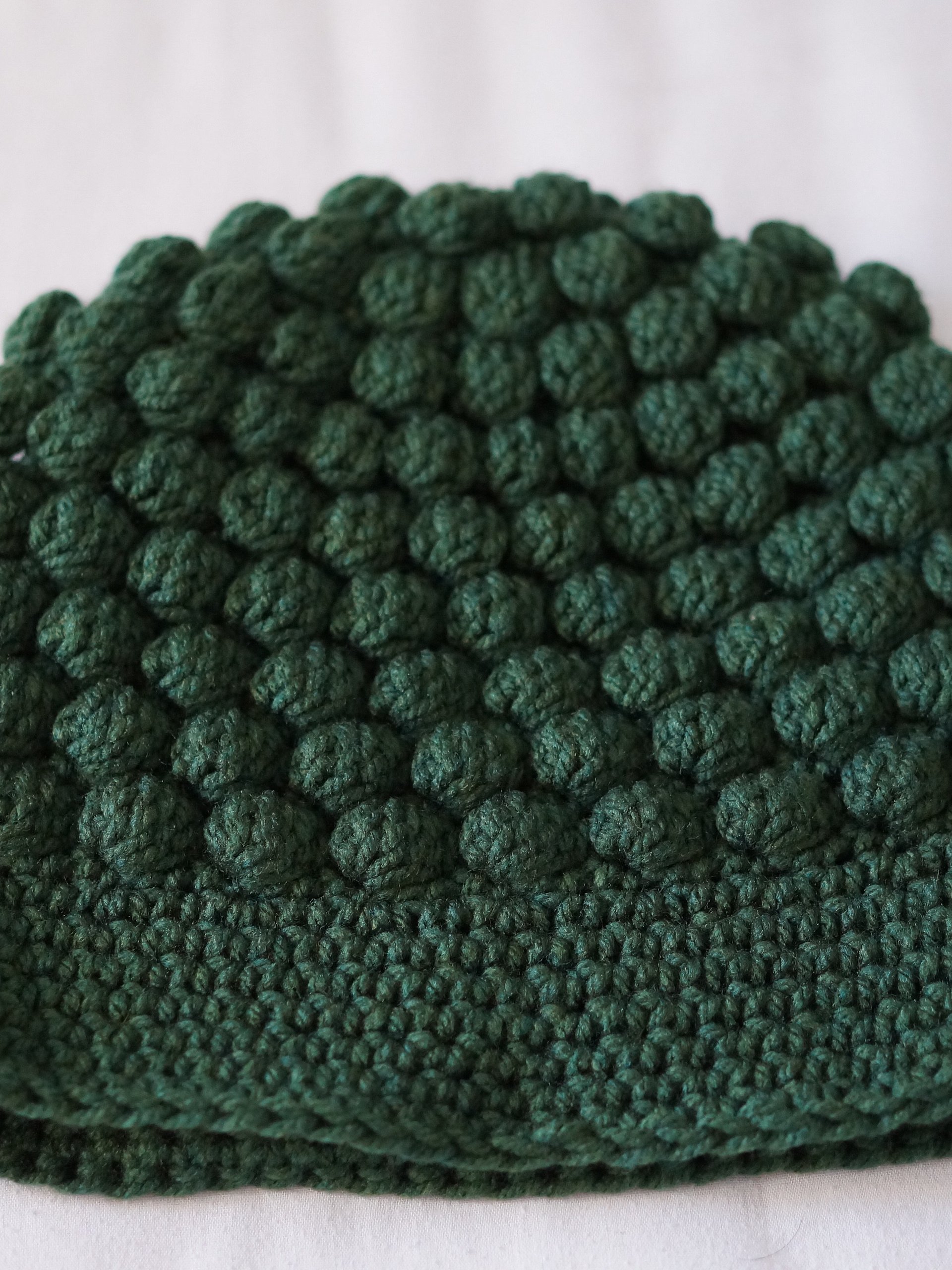 Bobble stitch bucket hat pattern product image (2)