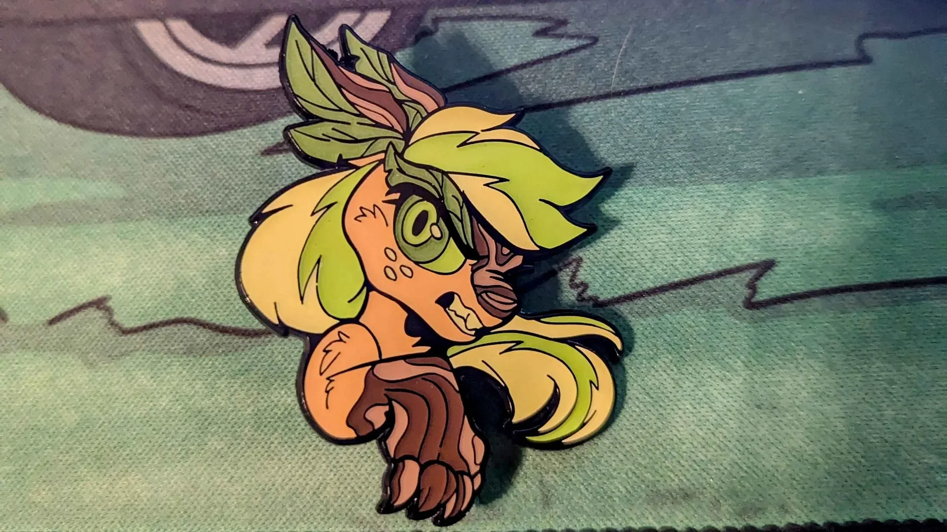 Applejack Timberwolf product image (1)
