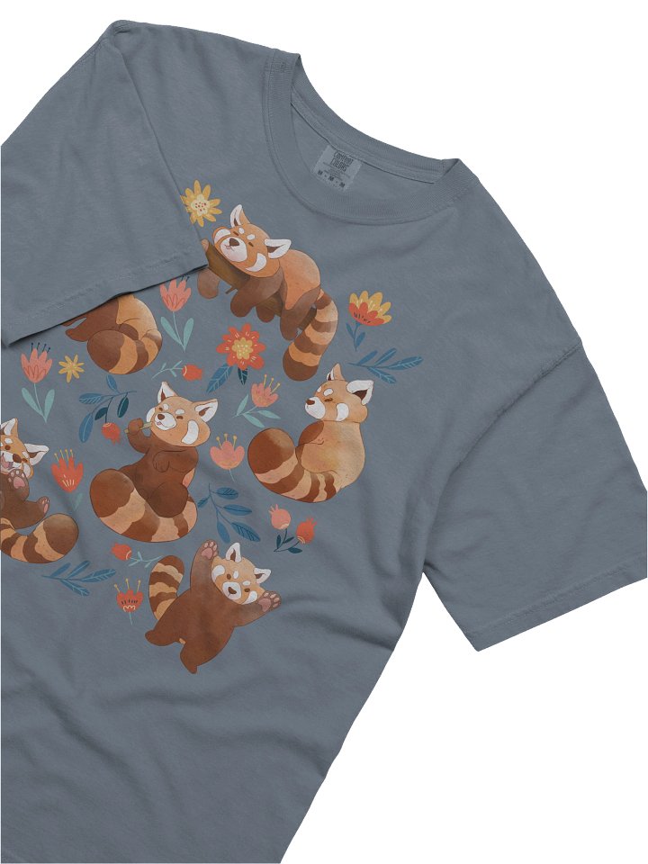 Cottagecore Red Panda Floral Shirt – Cute Red Panda Graphic Tee, Cozy Woodland Animal Aesthetic product image (42)