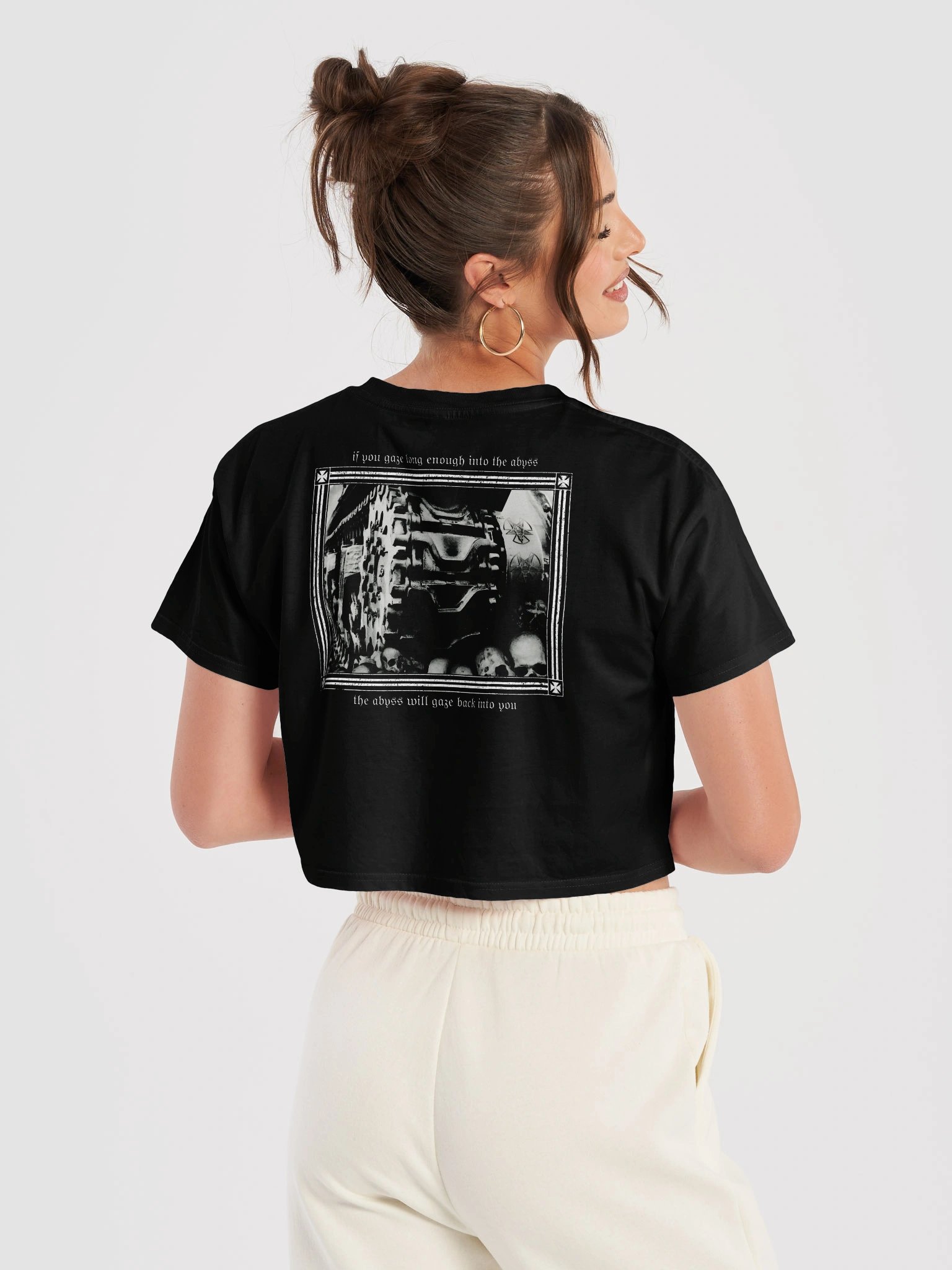 FEEL THE FEAR CROPTOP BACKPRINT product image (6)