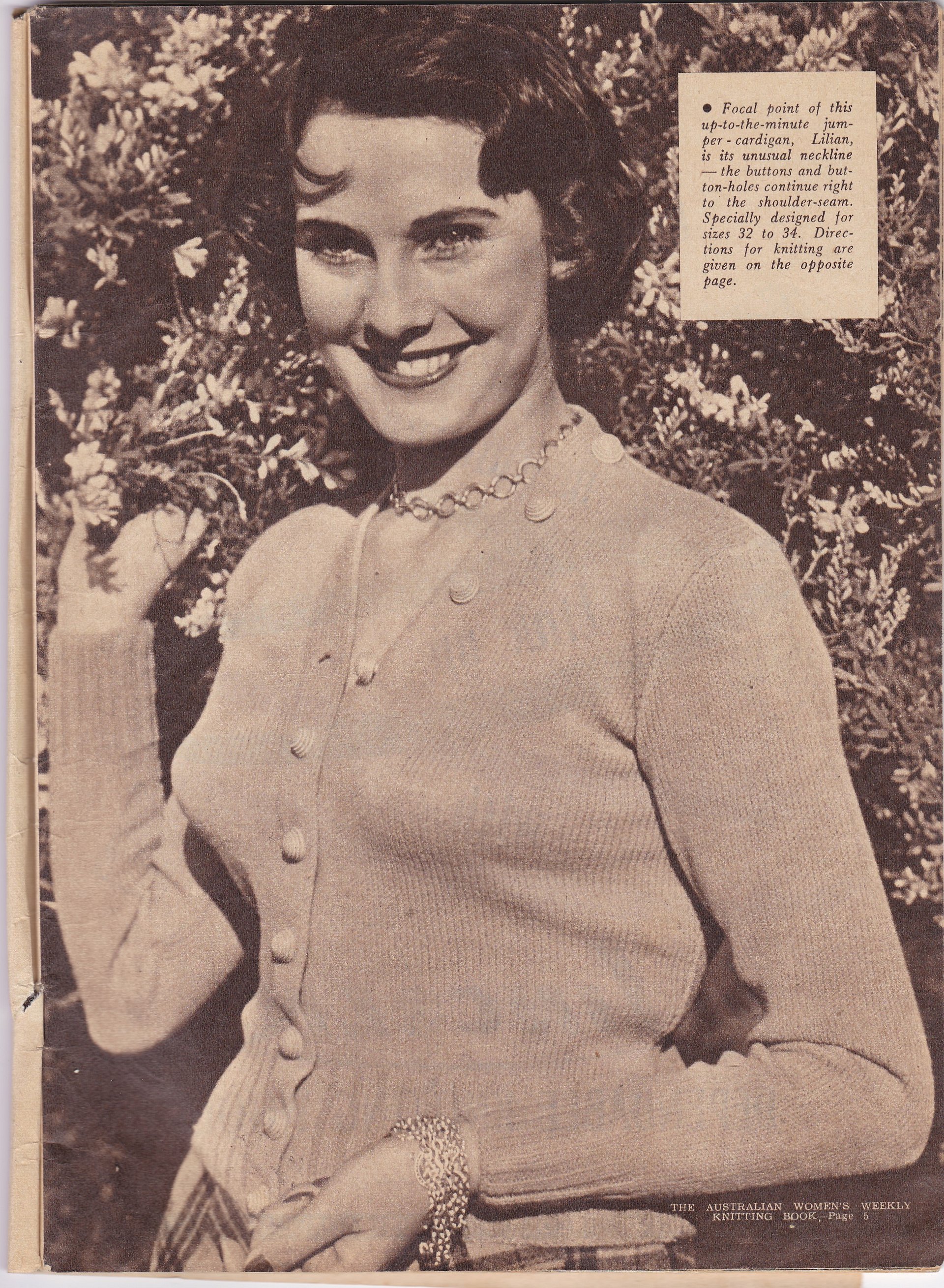 Vintage Australian Women's Weekly Knitting Pattern book product image (6)
