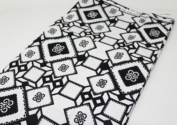 Tessuto Wax Print - Design Simboli Tradizionali - cod.522/A product image (2)