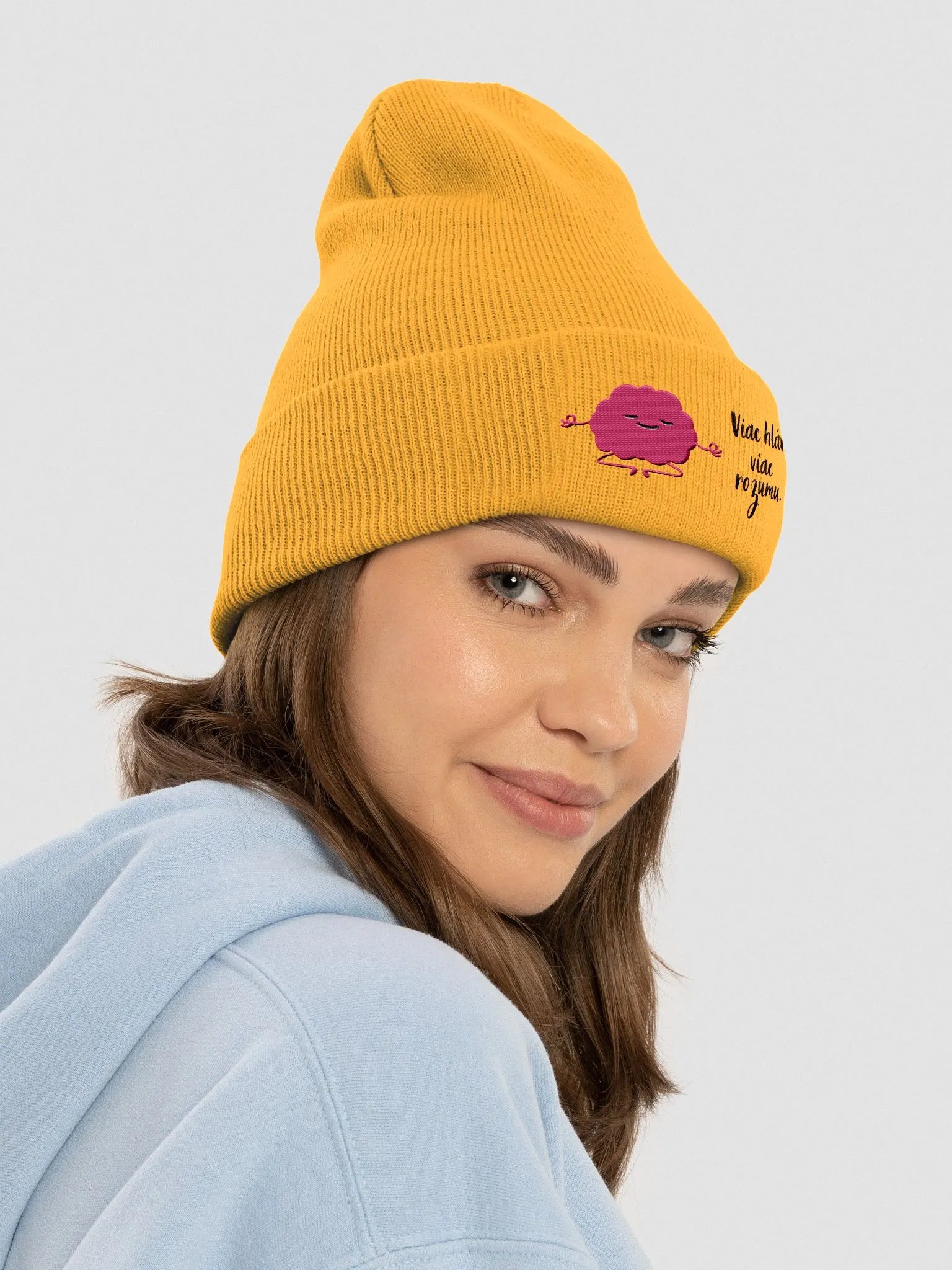Dámska čiapka "Viac hláv, viac rozumu." product image (2)