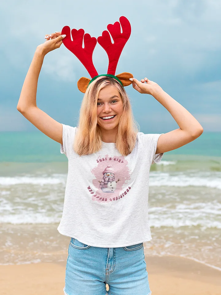 Just a Girl Who Loves Christmas Tee product image (1)