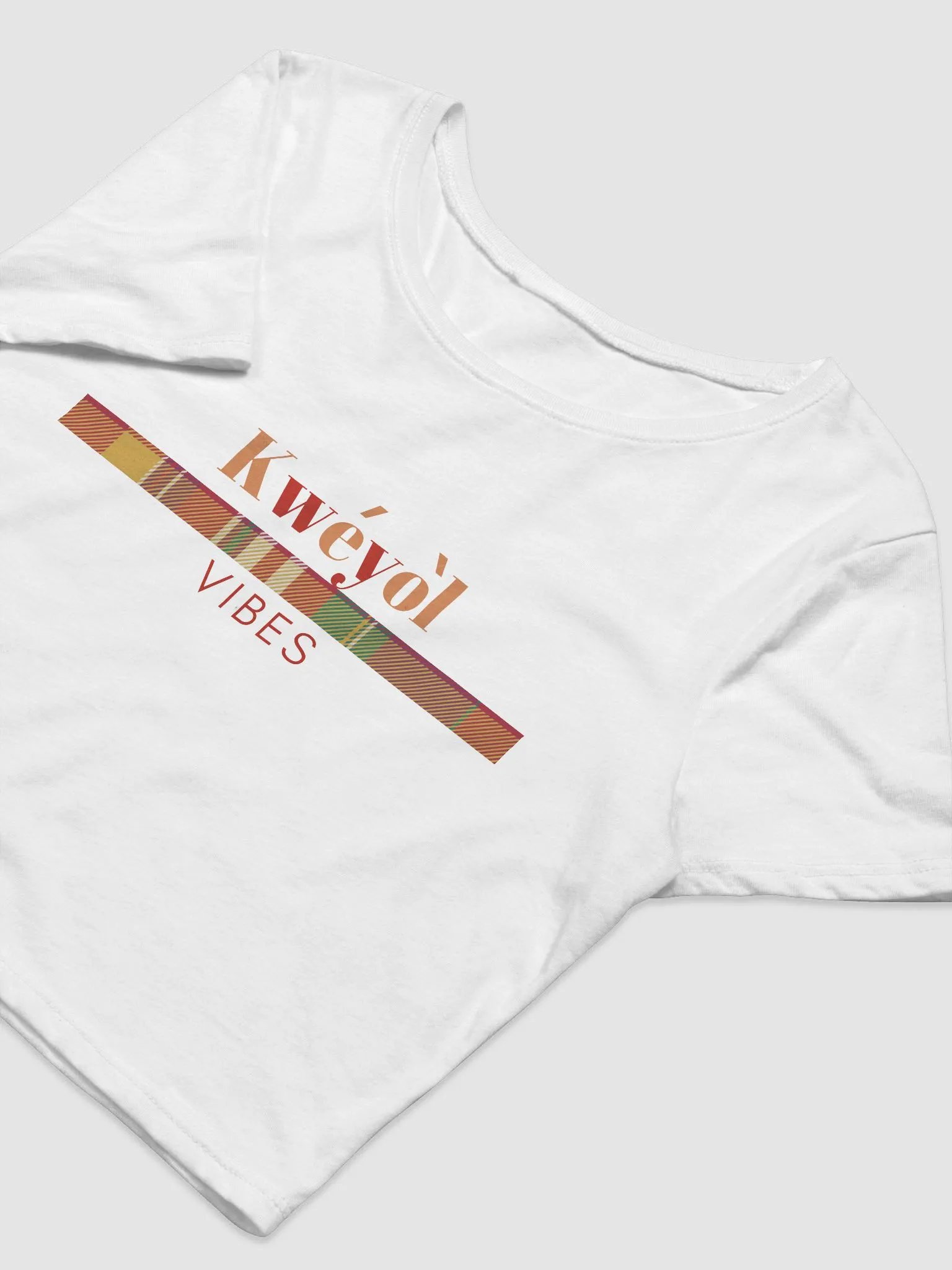 Kwéyòl Vibes Crop Tee product image (17)