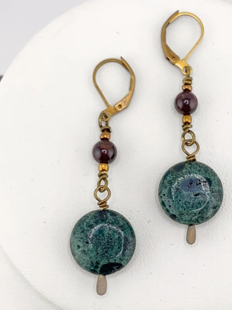 Fancy Jasper and Garnet Bezeled Pendant Necklace Set product image (3)