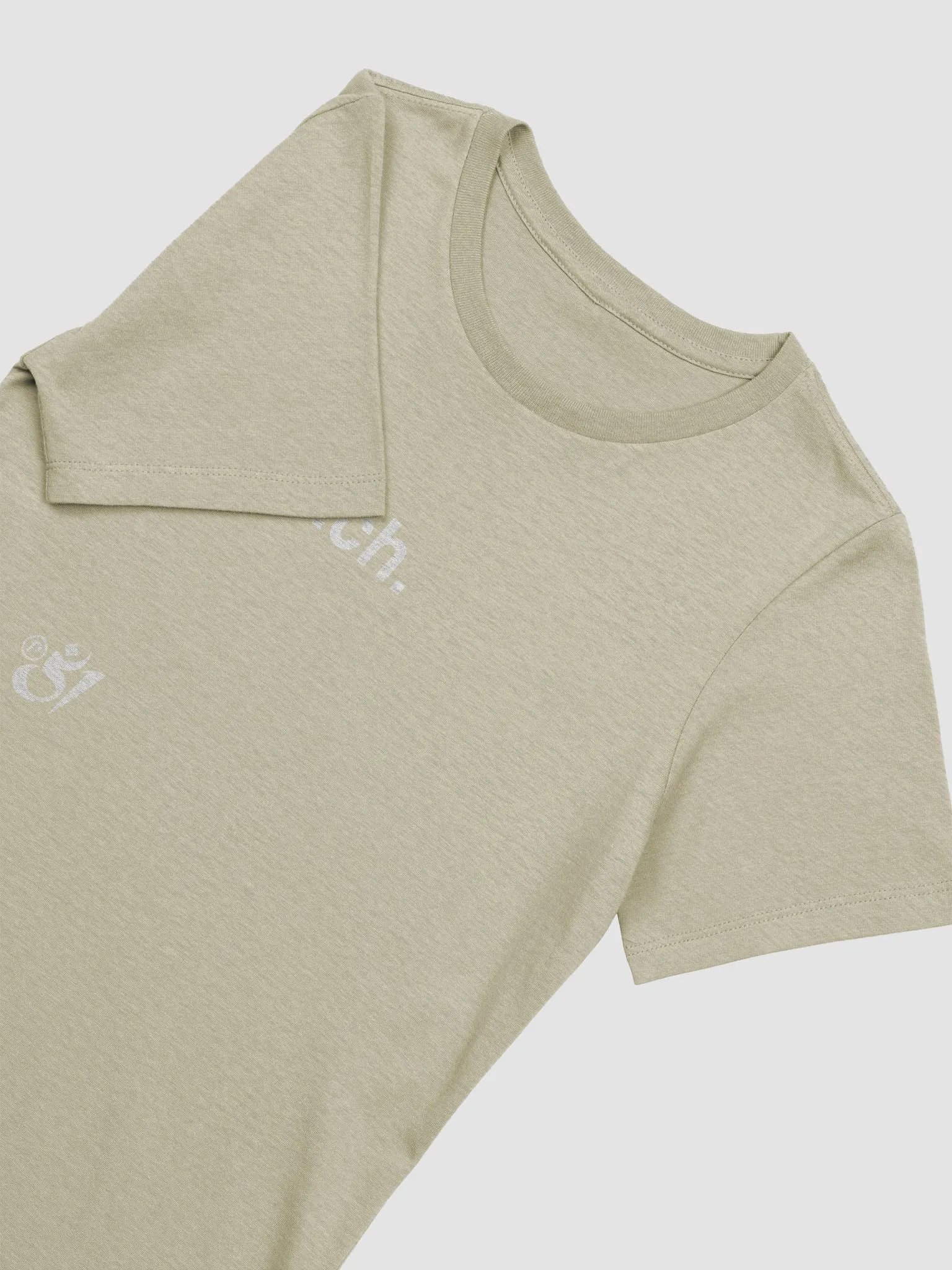 detach. tee product image (3)