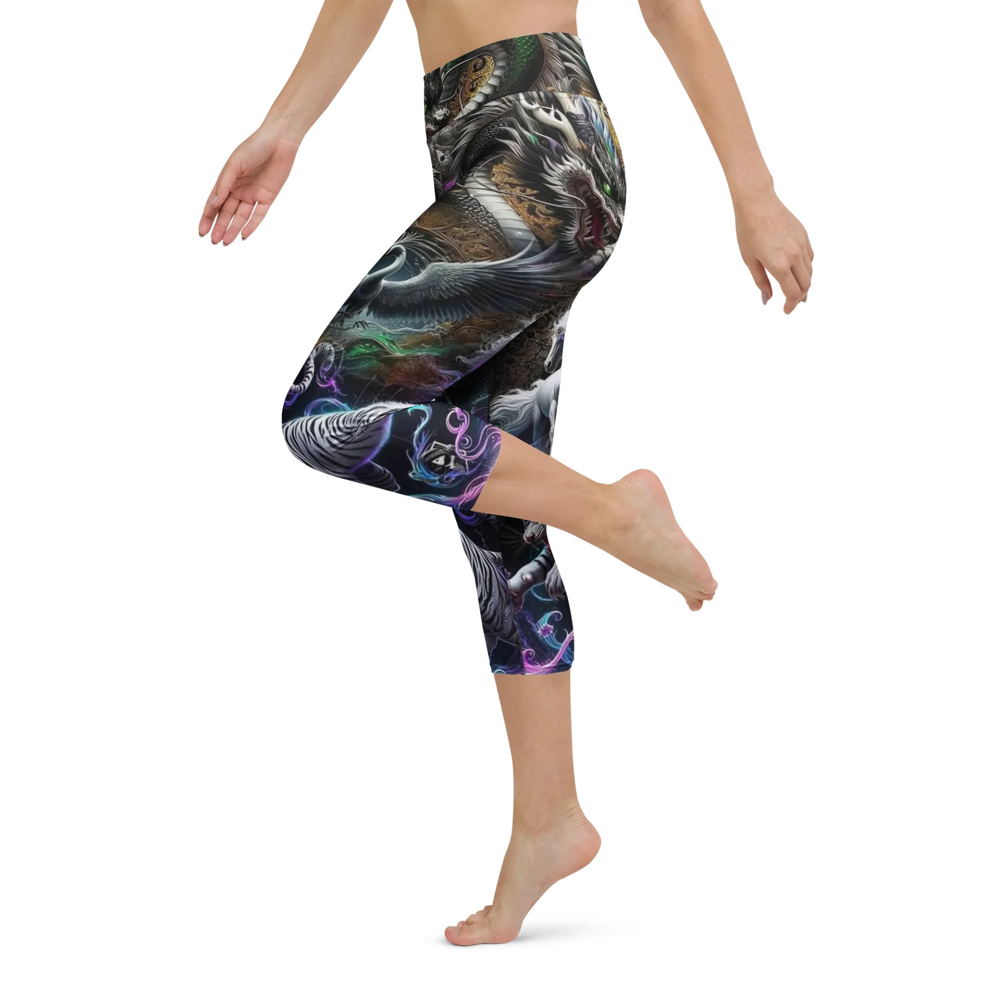 Dragon Scales Yoga Capri Leggings product image (5)