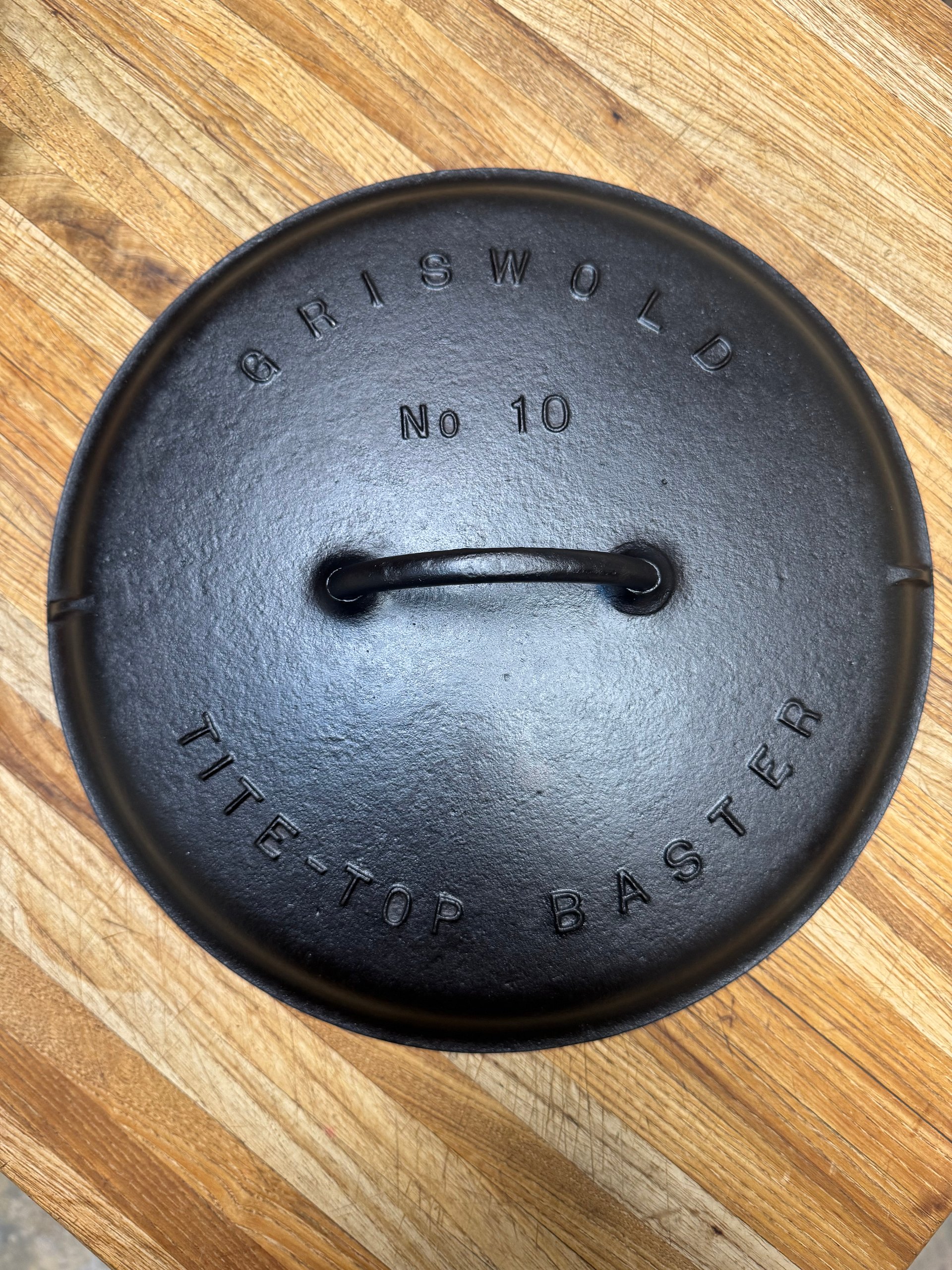 Vintage Griswold No. 10 Slant Logo Cast Iron Lid – Highly Collectible product image (1)