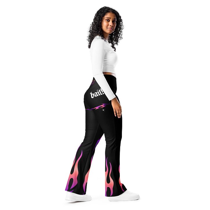 Butch Bait Flare Leggings (Recycled Polyester) product image (2)