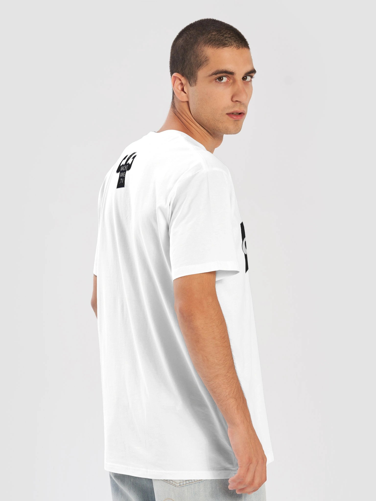 Club Macho product image (23)