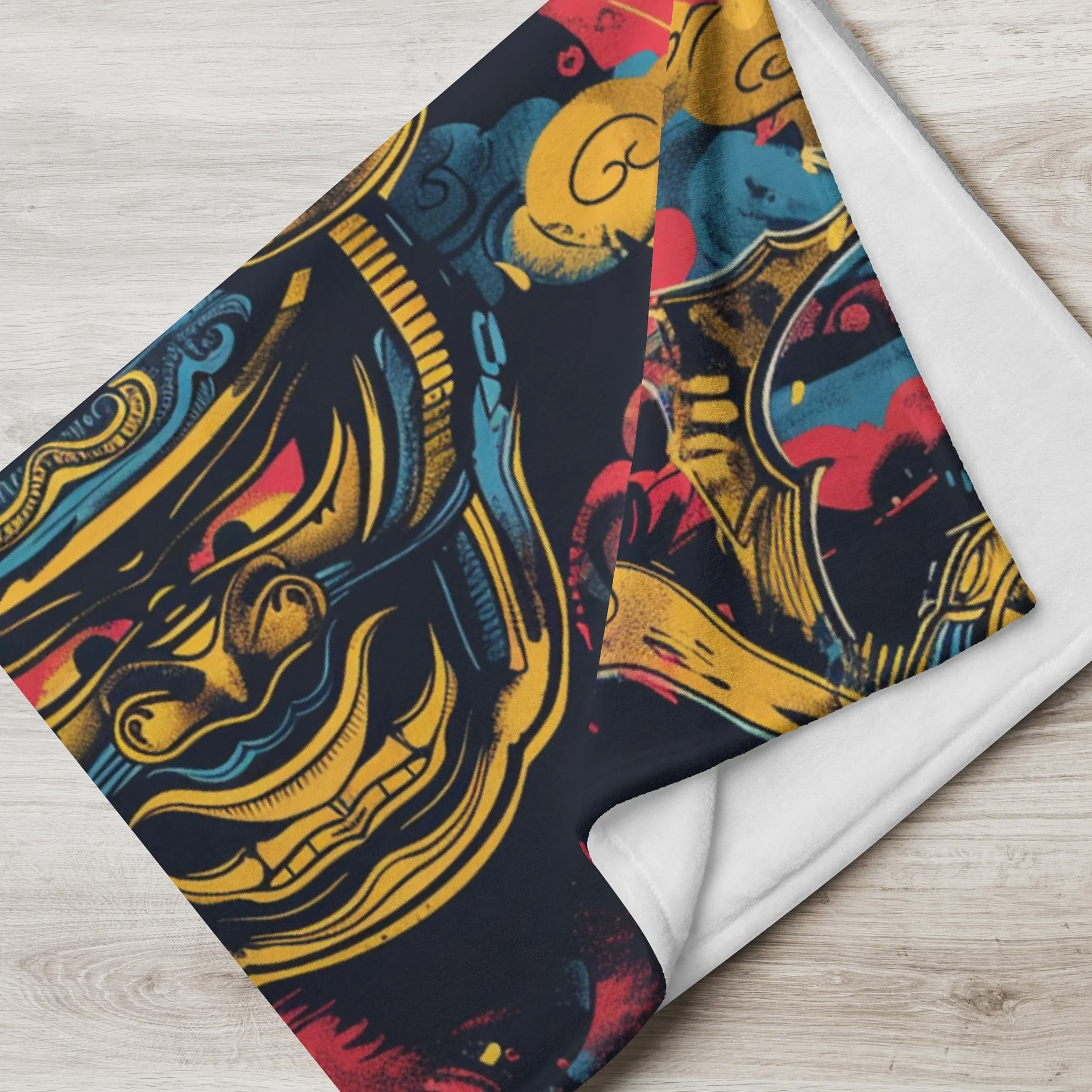 Japanese Samurai Throw Blanket | Vintage Oni Kabuto Fleece Blanket product image (2)