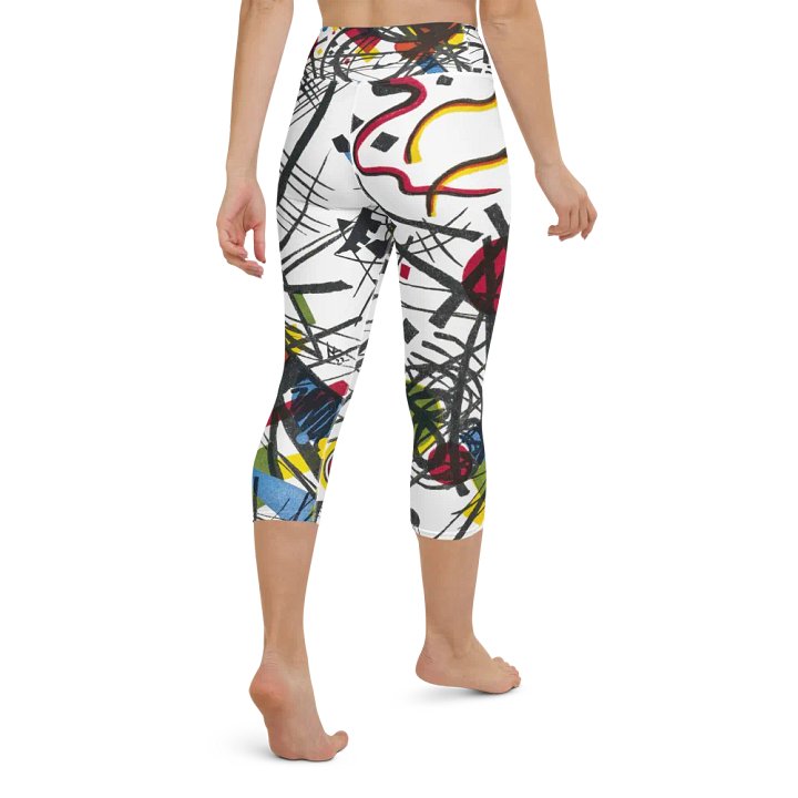 Abstract Lithographic Pattern Design Yoga Capri Legging - V3 product image (1)
