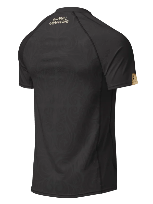 Queen of Hearts Short Sleeve product image (4)