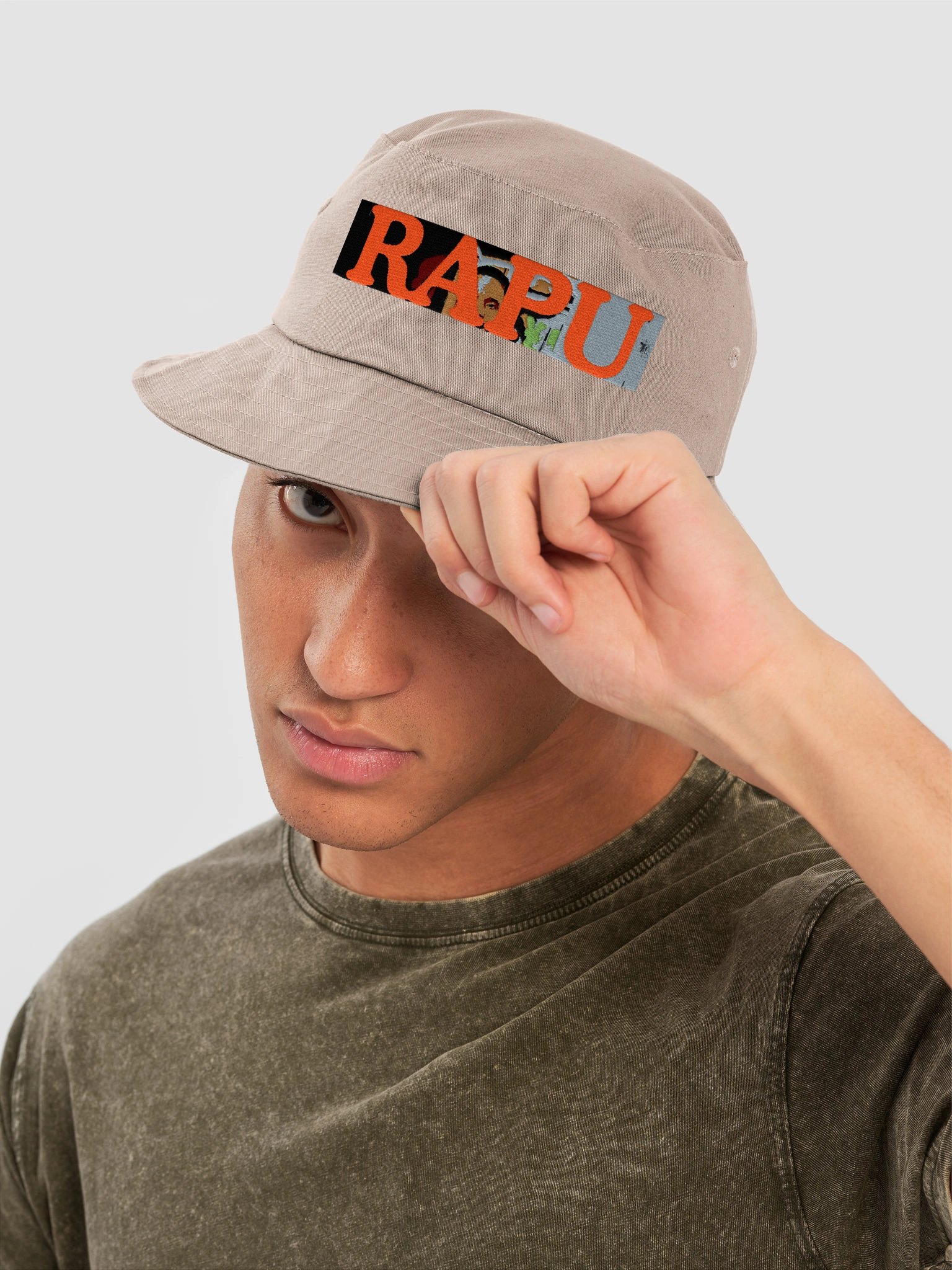 R BUCKET HAT product image (2)
