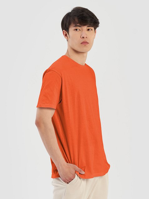 Photo showing Gildan Unisex Softstyle T-Shirt