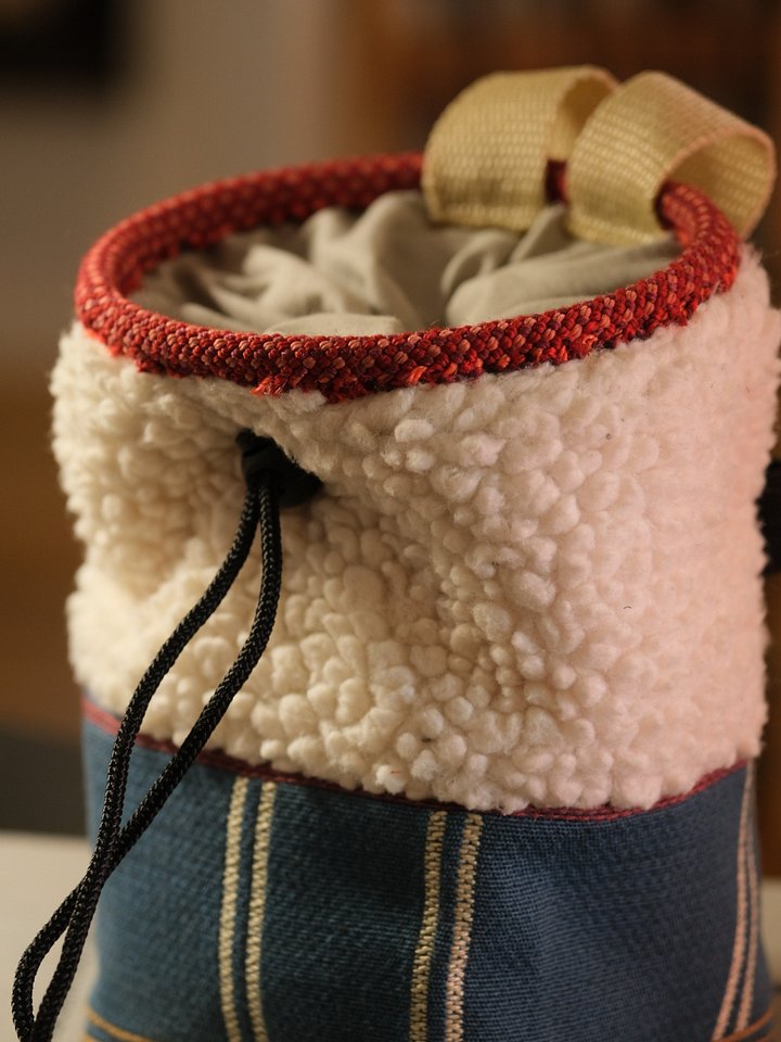Sheepy Sturdy Blue Chalk Bag product image (2)