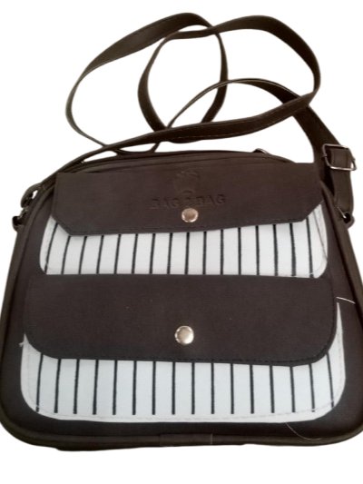LADY HAND BAG product image (1)