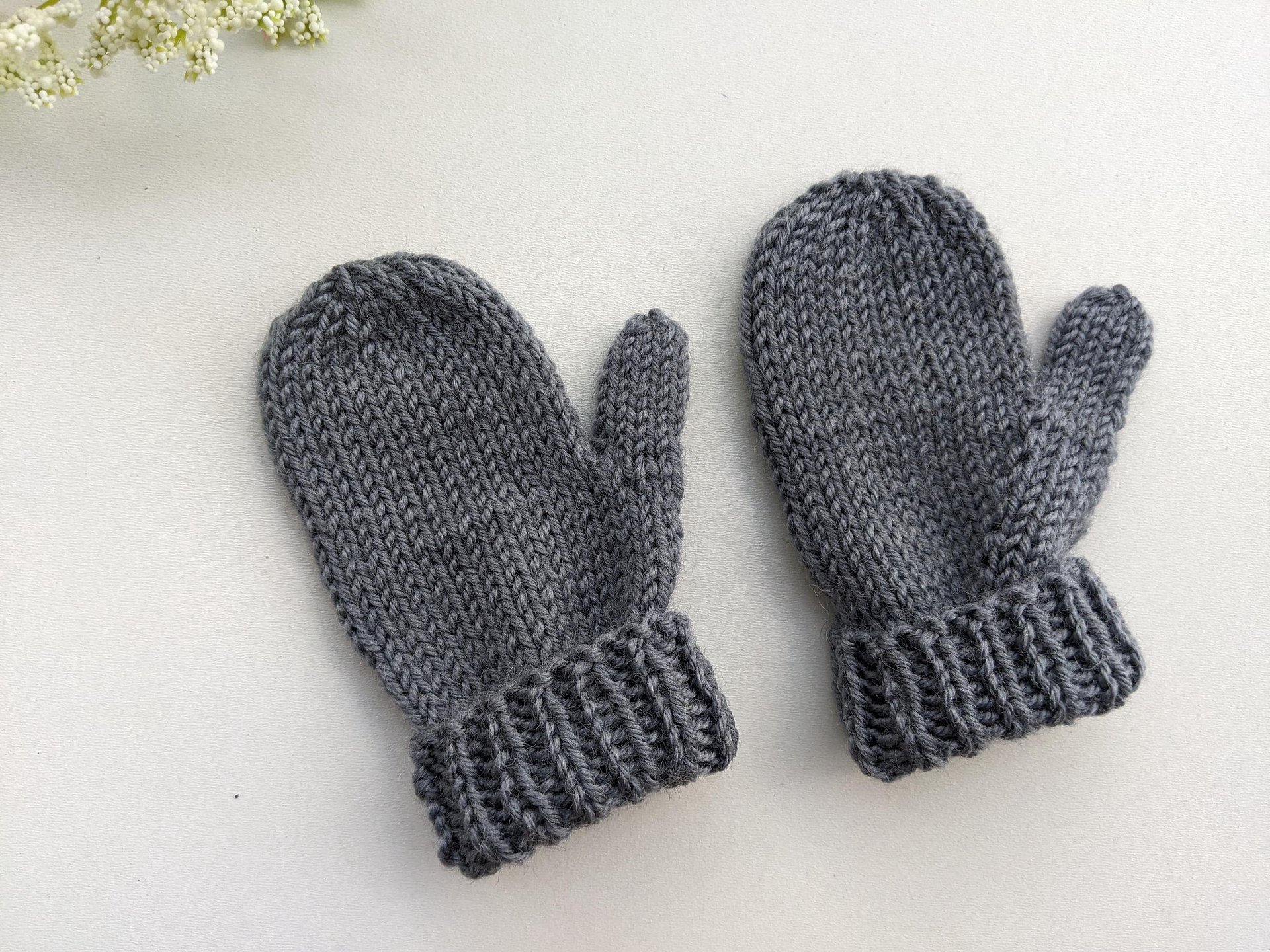 Knit Toddler Winter Mittens Pattern product image (6)