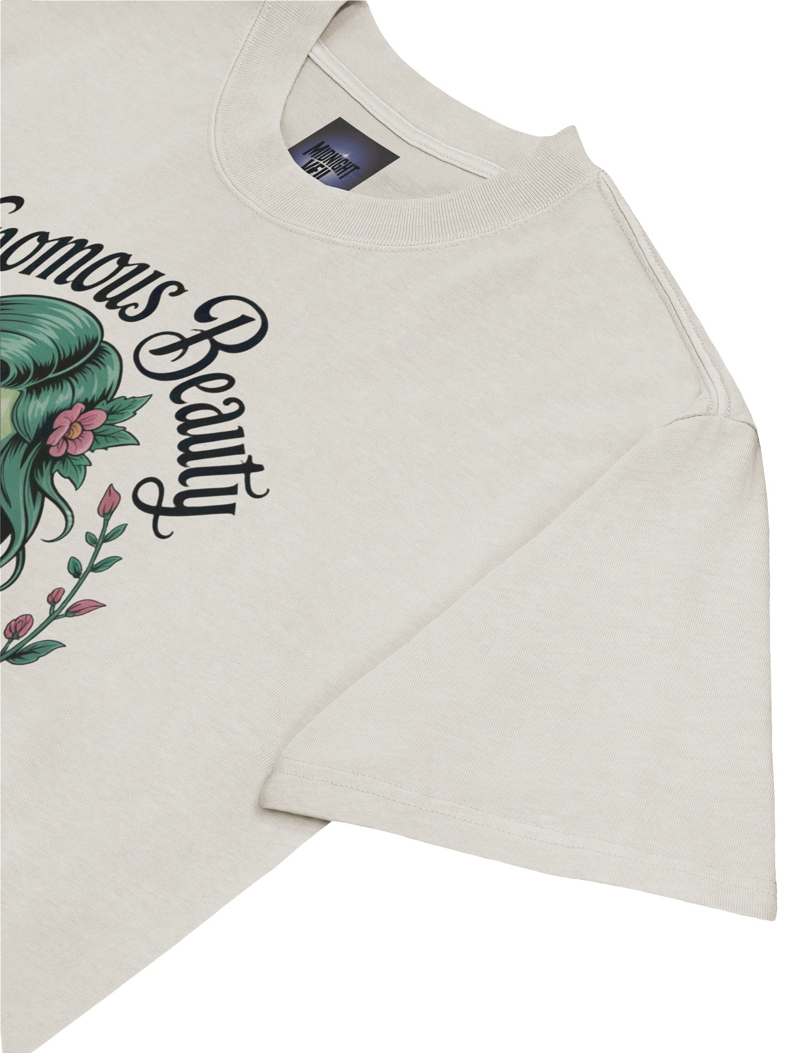 Venomous Beauty: Poison Ivy Thorned Temptation Oversized Faded Unisex T-Shirt product image (7)