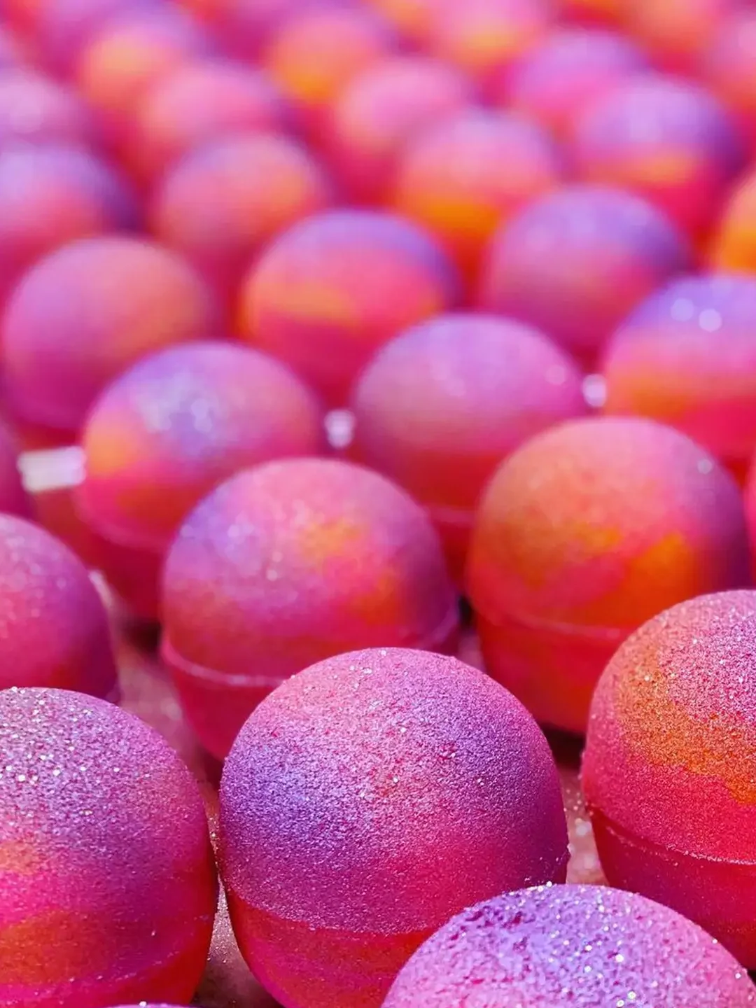 Venus Rebirth - Vegan Crystal Infused Bath Bomb product image (3)